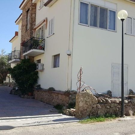 Casa Vacanza Giulia Budoni Exterior photo